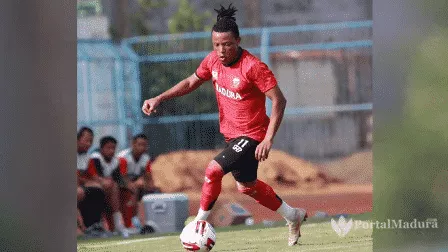 Ternyata!  Lepas Emmanuel Oti Essigba