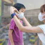 Cara Mudah agar Anak Mau Pakai Masker