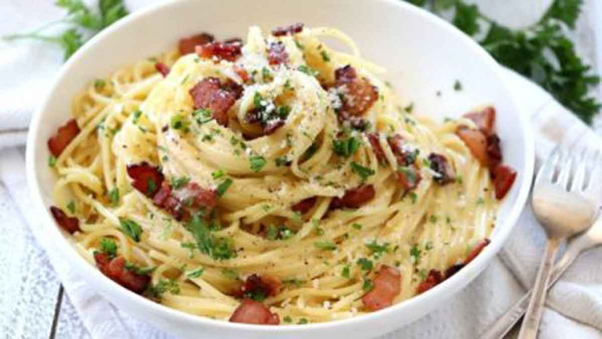 Resep Spaghetti Carbonara, Creamy Dan Lezat - PortalMadura.com