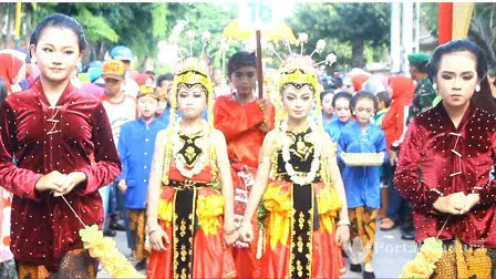 dok. Tanpangantanan Sumenep pada rangkaian peringatan hari jadi Kabupaten Sumenep yang ke-747 tahun 2016. Disbudparpora Sumenep bersama PortalMadura.Com (@portalmadura.com)