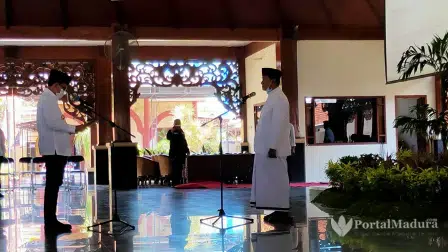 Bupati Kukuhkan DMI dan Imam Besar Masjid Asy-Syuhada Pamekasan