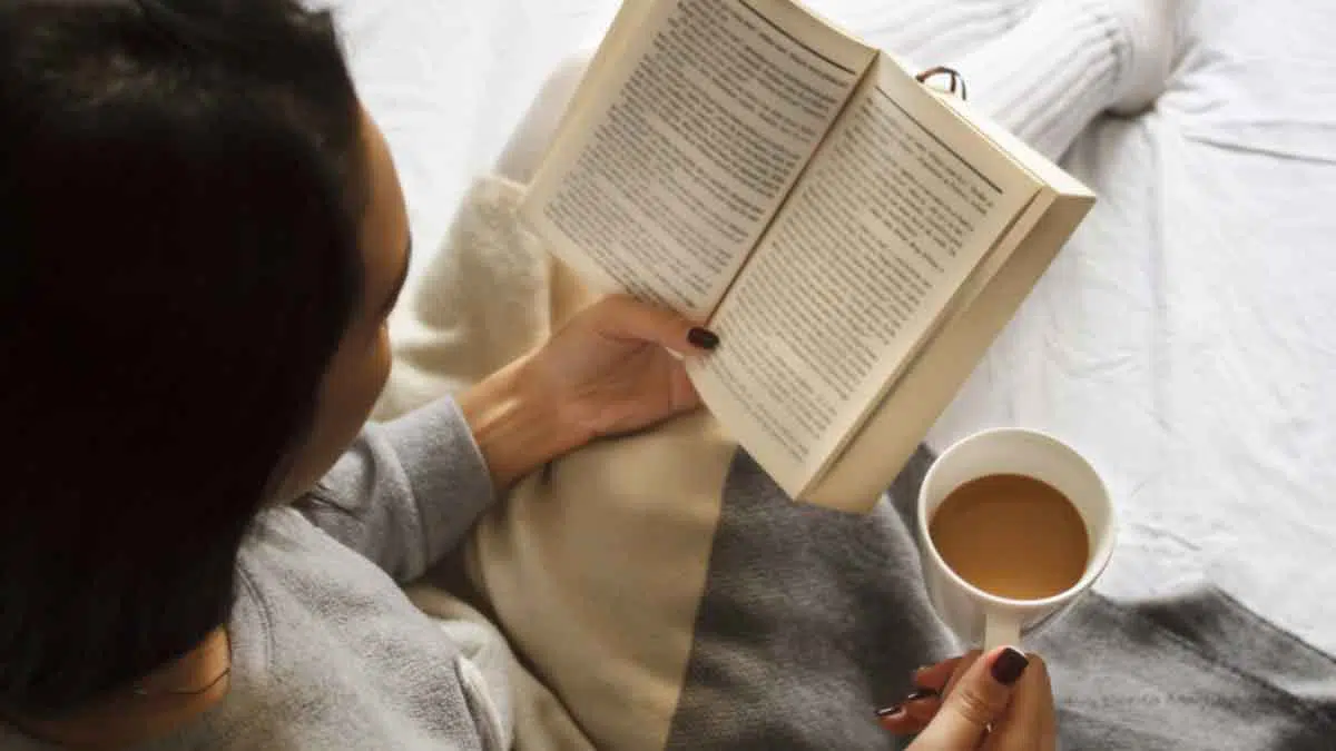 Alasan Mengapa Novel Romantis DIsukai oleh Perempuan