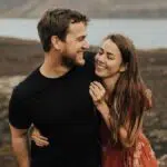 Berikut Zodiak yang Suka Jalin Cinta dengan Laki-laki Seumuran