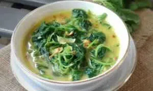Resep Bobor Bayam Enak, Praktis dan Sehat