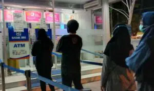 Aktivitas di BRI Pamekasan (Foto. Marzukiy @portalmadura.com)