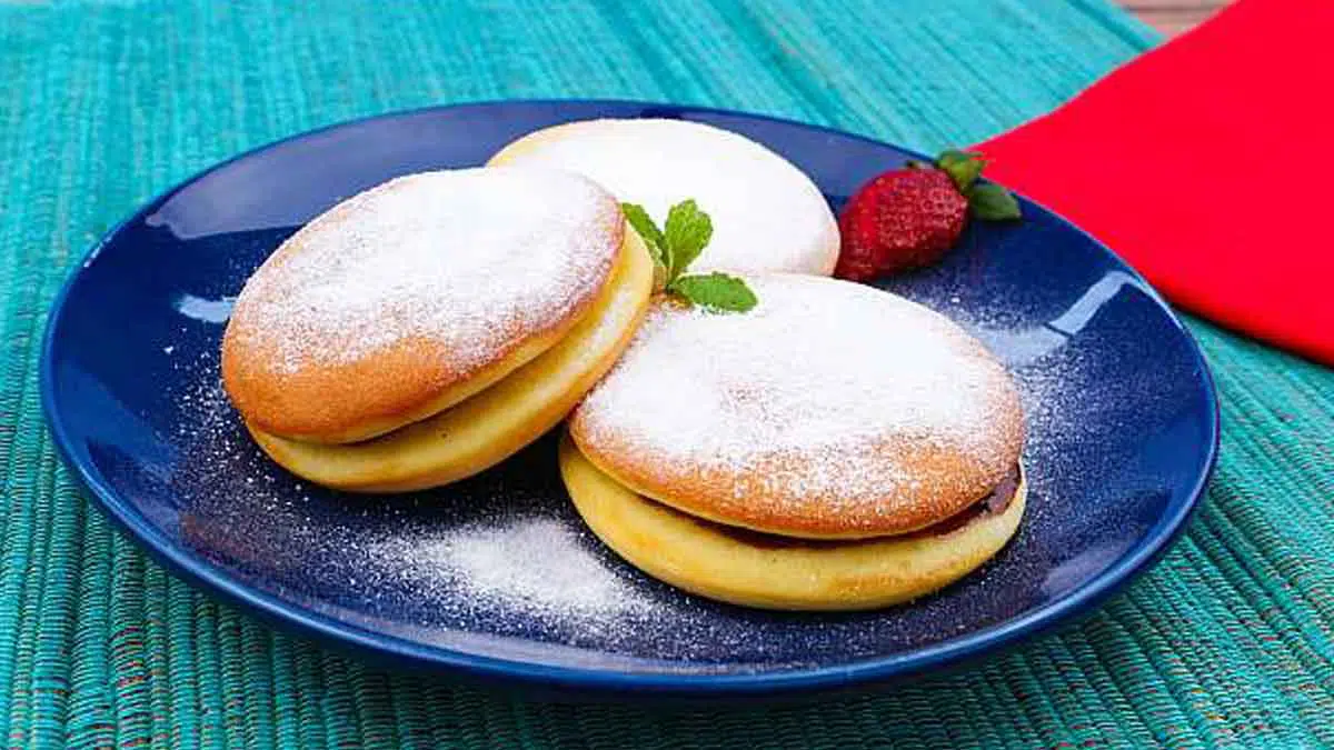 Resep Dorayaki Homemade Lembut dan Nikmat