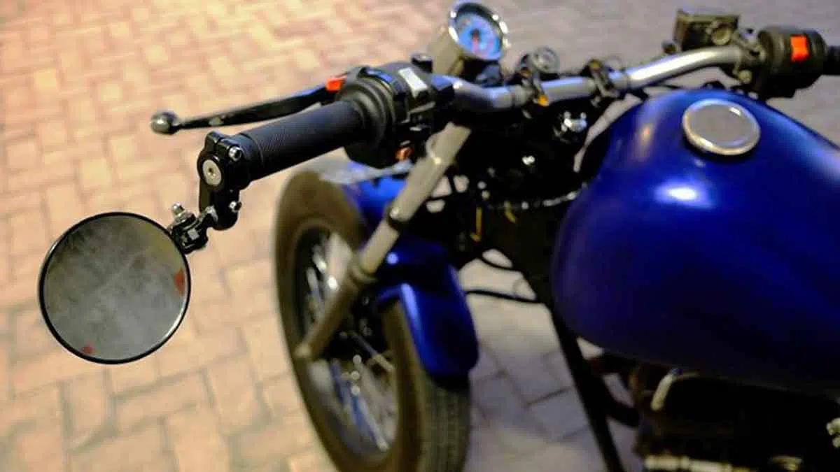 Jangan Anggap Remeh, Ini 4 Fungsi Spion Motor
