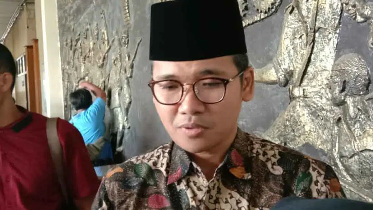 Hari Santri Nasional, Bupati Bangkalan Wajibkan ASN Kenakan Baju Muslim