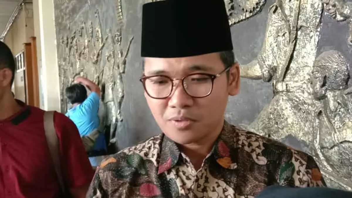 Hari Santri Nasional, Bupati Bangkalan Wajibkan ASN Kenakan Baju Muslim