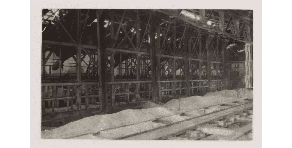 Foto- Aktivitas Produksi Garam Tahun 1930-An Di Sumenep - Portalmadura.com FOTO- Aktivitas Produksi Garam Tahun 1930-an di Sumenep