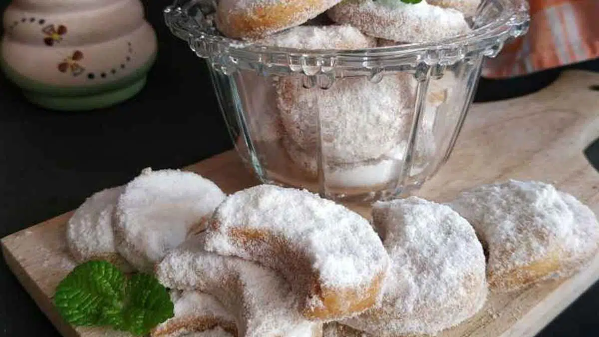 Resep Putri Salju Renyah dan Lumer di Mulut