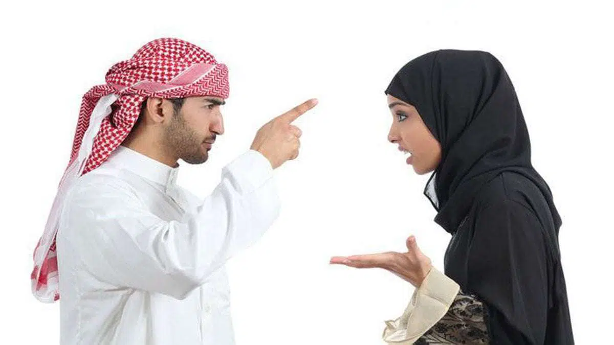 Larangan Membuka Aib Suami dalam Islam yang Wajib Diketahui Seorang Istri