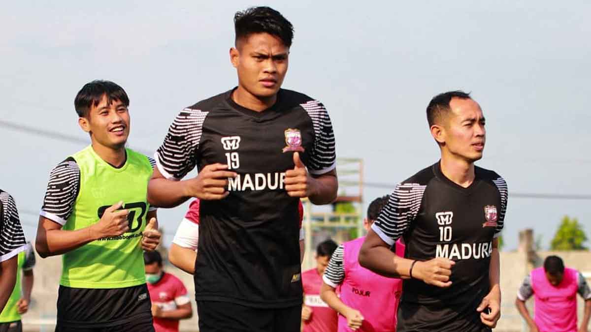 Proses Latihan Madura United (Foto: Marzukiy @PortalMadura.Com)