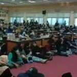 Mahasiswa Desak Vidcon dengan Puan Maharani & Presiden Jokowi di DPRD Bangkalan