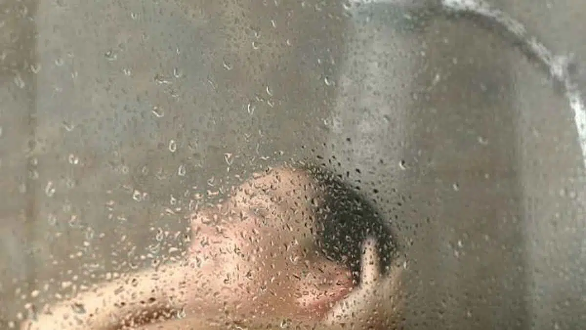 5 Hal ini Mengharuskan Anda Mandi Wajib