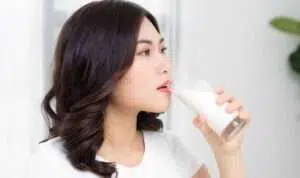 Jangan Lewatkan, Berikut Manfaat Minum Susu Pagi Hari