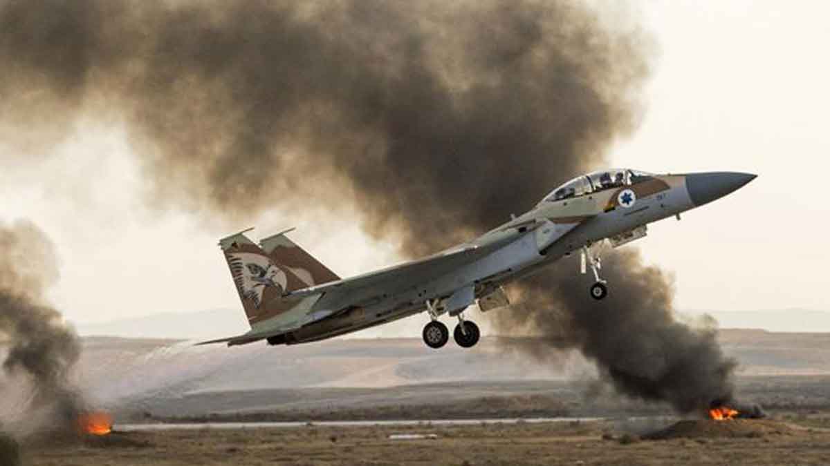 dok. Ilustrasi jet tempur Israel. (CNN Indonesia/AFP)