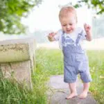 5 Tanda Bayi Akan Segera Berjalan
