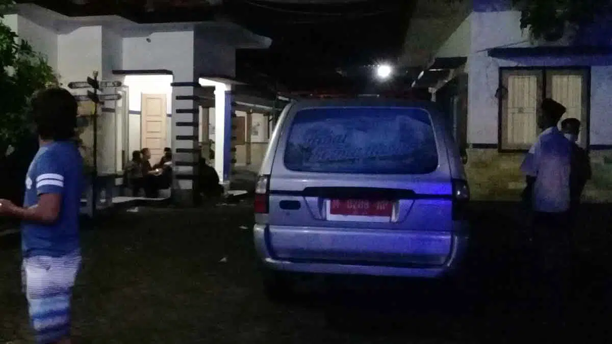 Warga Sampang Tolak Pemakaman Jenazah Cucu Pengikut Ajaran Syiah
