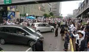 Tak Perlu Panik, Ini 5 Cara Aman Berkendara Saat Ada Aksi Unjuk Rasa