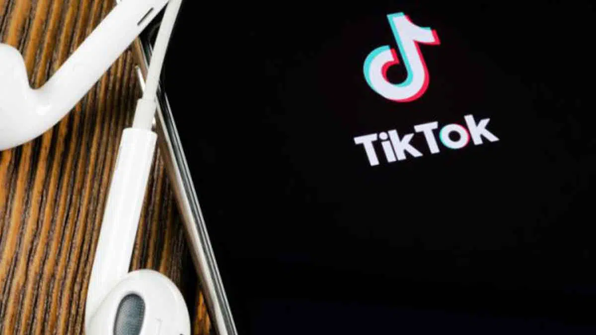 Hobi Main TikTok? Ini Hukumnya dalam Islam