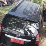 Avanza Plat Merah Terjun ke Sawah di Akses Suramadu sisi Madura