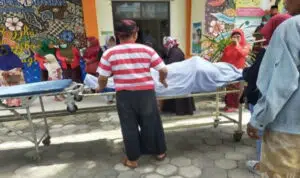 Bocah SD Tewas Tersengat Listrik di Sekolah Saat Main Bola