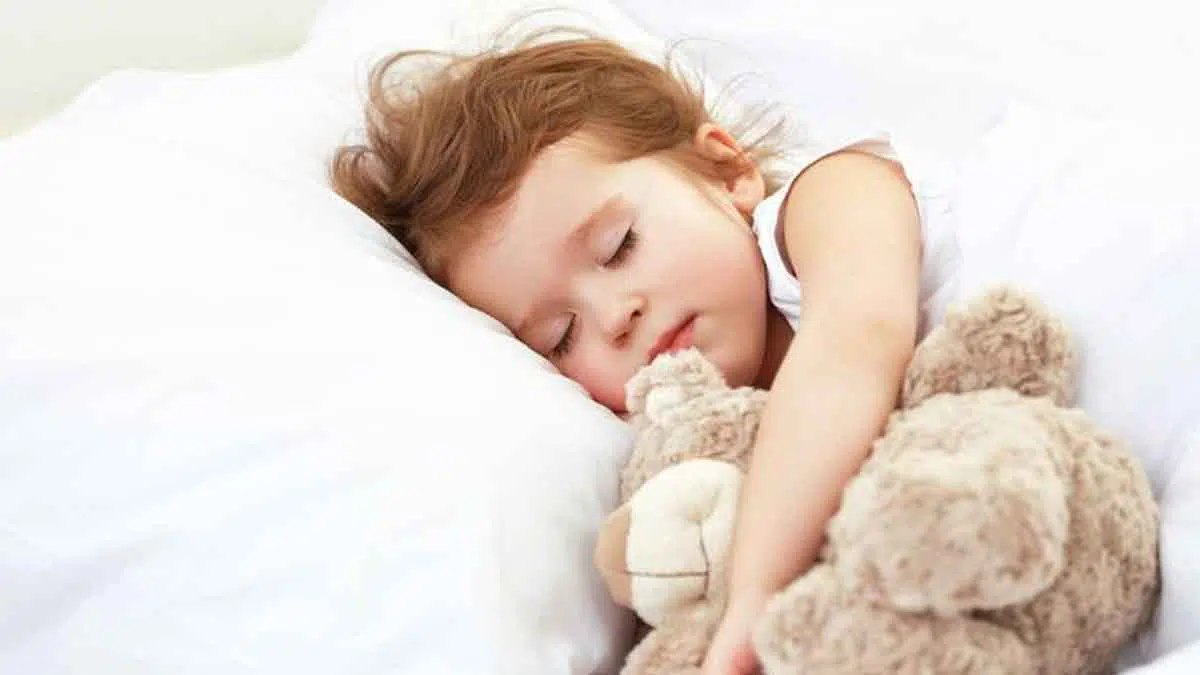 4 Cara Mengatasi Perubahan Waktu Tidur Anak