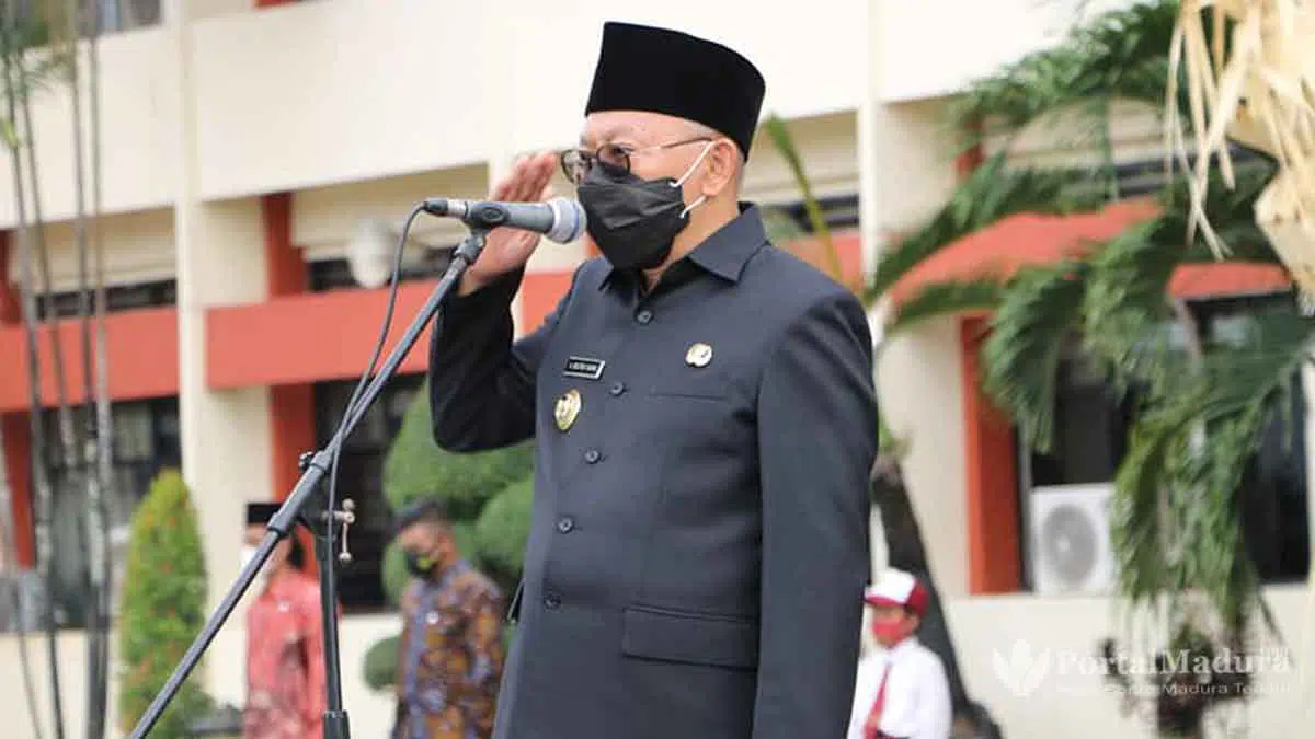 Guru Pelukis Masa Depan dan Penjaga Peradaban Indonesia