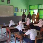Hari Pertama SMPN di Sumenep PTM, Polisi Awasi Prokes