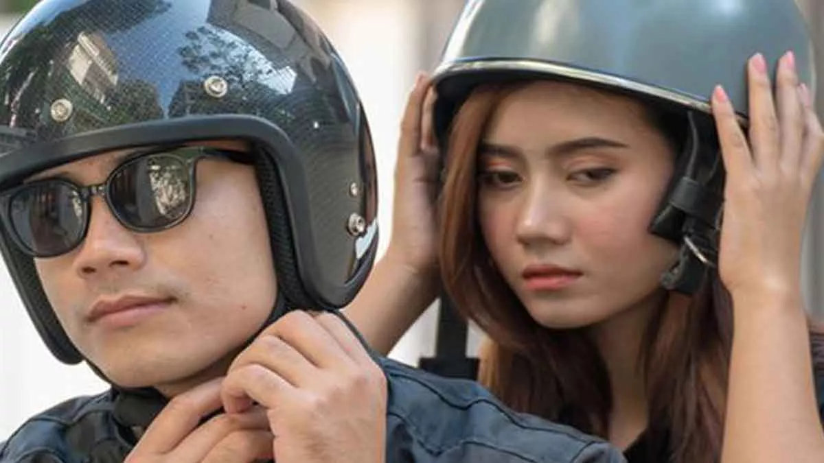 3 Risiko Helm Tanpa Visor bagi Pengendara Motor