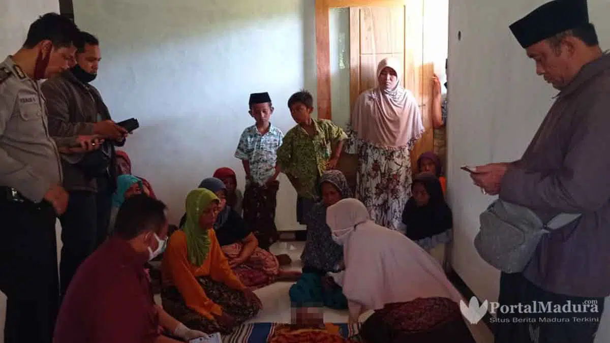 Kakek di Sumenep Tewas Gantung Diri
