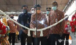 Bupati Sumenep A Busyro Karim resmikan Kantor Dinas Perumahan Rakyat, Kawasan Pemukiman (DPRKP) dan Cipta Karya (CK) Kabupaten Sumenep (Humas Pemkab Sumenep)