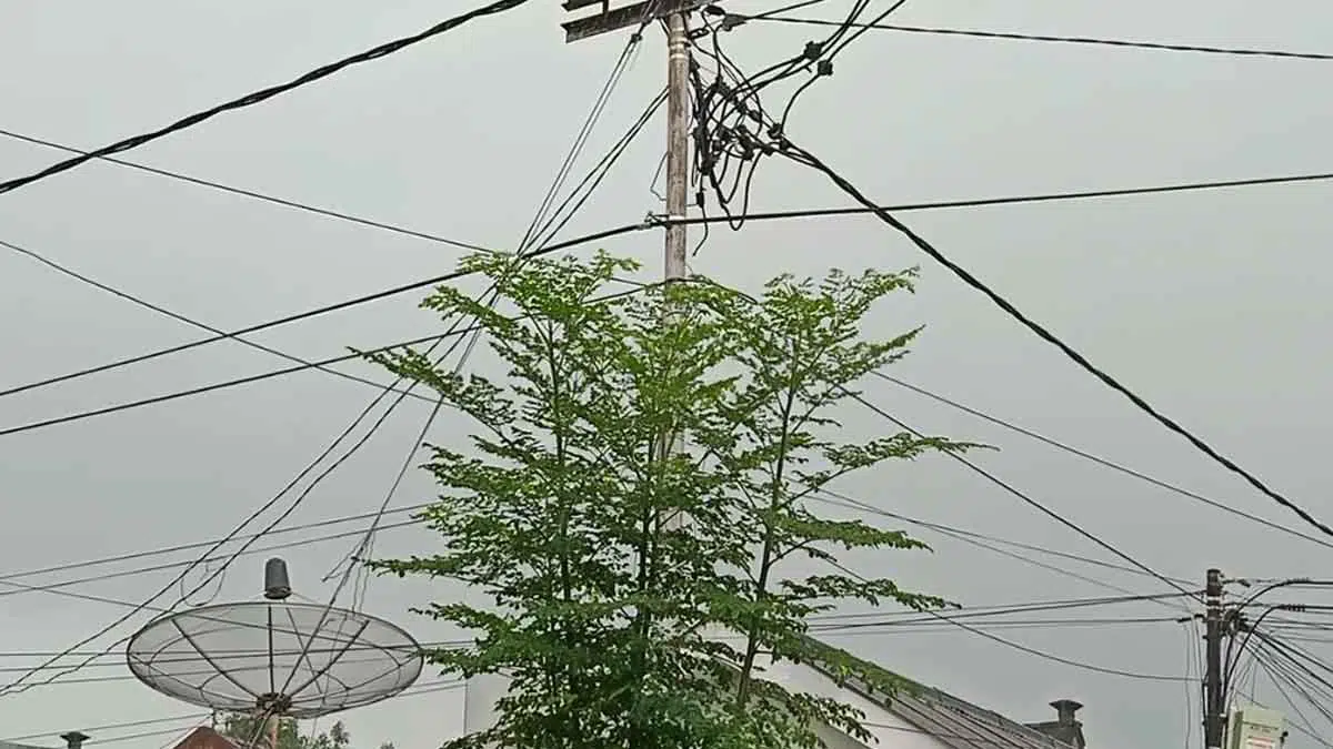 Kota Sumenep Diguyur Hujan Ringan, Siang Cerah Berawan