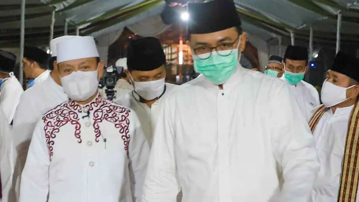 Launching Beasiswa Santri, Bupati Pamekasan Diapresiasi Ustadz Das'ad Latif