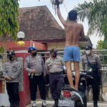 Seorang Diri, Pemuda Sumenep Nekat Telanjang Dada Sambil Berorasi