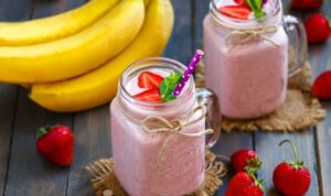 Resep Smoothie Pisang dan Stroberi