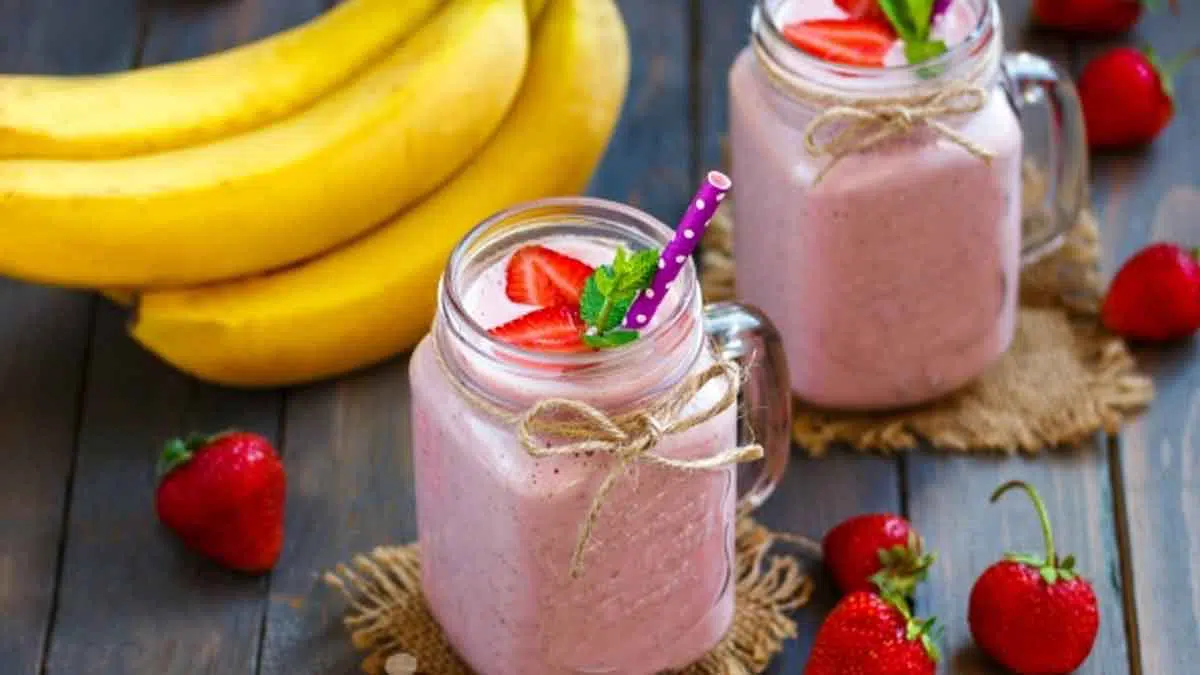 Resep Smoothie Pisang dan Stroberi