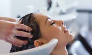 Tidak Hanya Buat Rambut Berkilau, Berikut Manfaat Creambath untuk Kesehatan