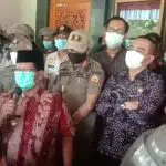 Wabup dan Direktur RSUD Bangkalan Temui Pendemo