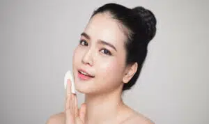 Waspada! Berikut Skincare yang Tidak Boleh Dipakai Setiap Hari