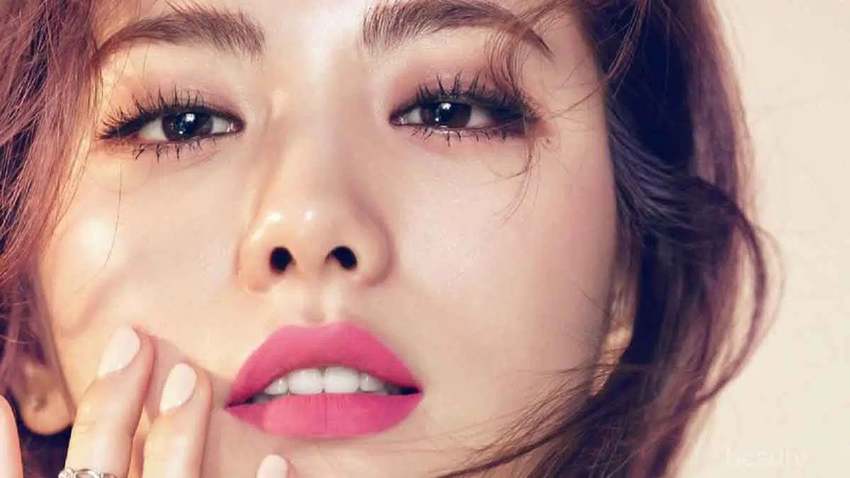 Berikut 5 Tips Mudah Untuk Makeup Anda Tahan Lama