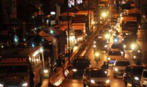 Ingin Berkendara Aman di Malam Hari? Ini 9 Caranya
