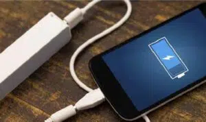 6 Cara Cerdas Pilih Charger Smartphone