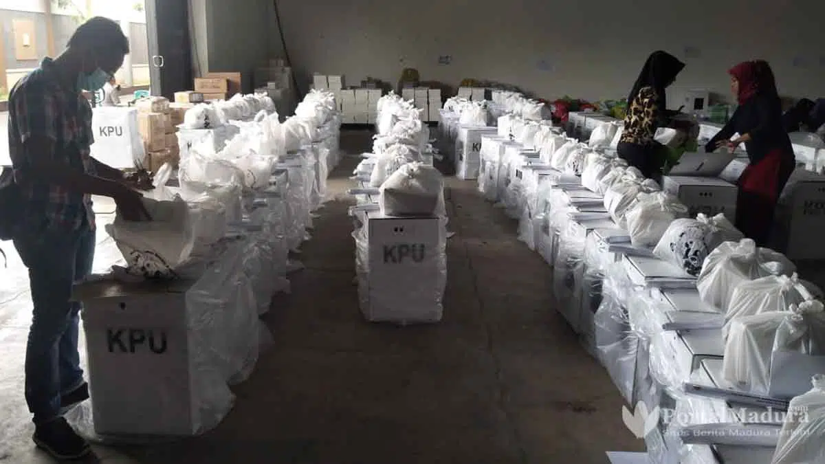 Distribusi Logistik Pilkada Sumenep 2020 Baru ke Masalembu