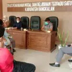 Warga Bangkalan Protes Aktivitas Reklamasi