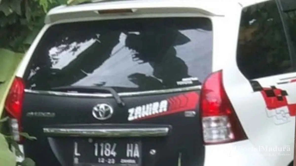 Mobil Avanza Terjun ke Jurang Setelah Berusaha Menghindar