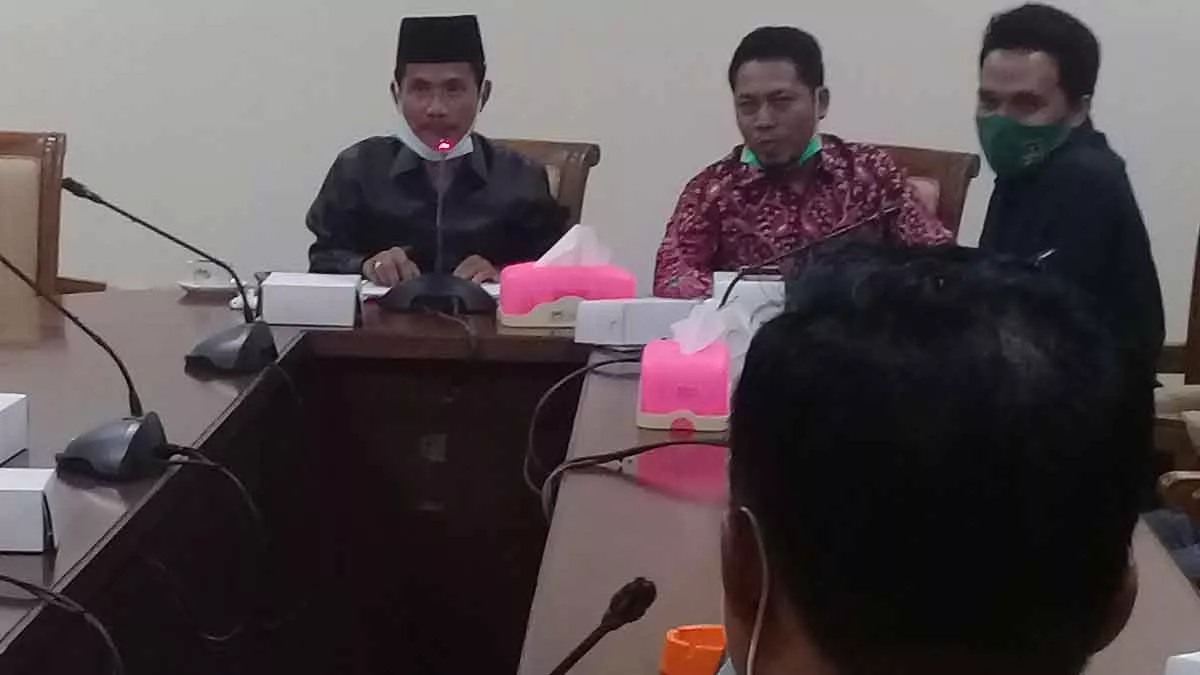 Pemerintah Akan Tertibkan Rumah Dinas Guru, Paguyuban Wadul DPRD Sampang