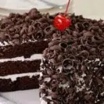 Resep Black Forest Lembut dan Lezat