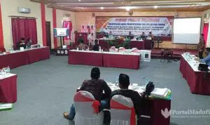Saksi Paslon 02 Tak Tandatangani Hasil Rekapitulasi Pilkada Sumenep